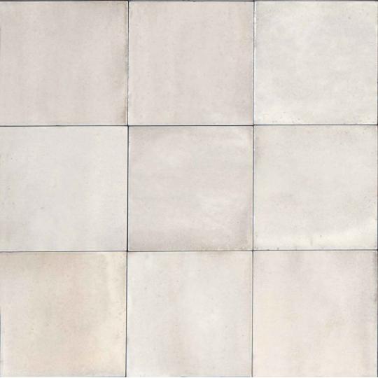 kismeretu rusztikus natur tortfeher fenyes csempe konyha furdoszoba mediterran kezzel keszult mazas burkolat 15x15cm antikolt patinazutt hullamos.jpg